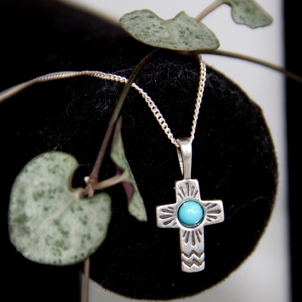 Sterling Silver Turquoise Cross Necklace Southwestern Stamped Pendant 20 Inch